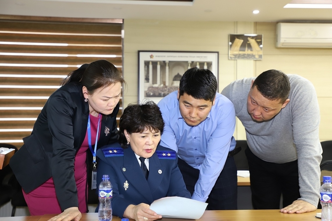 Зөрчил шалган шийдвэрлэх эрх бүхий албан тушаалтнууд сургалтад хамрагдав