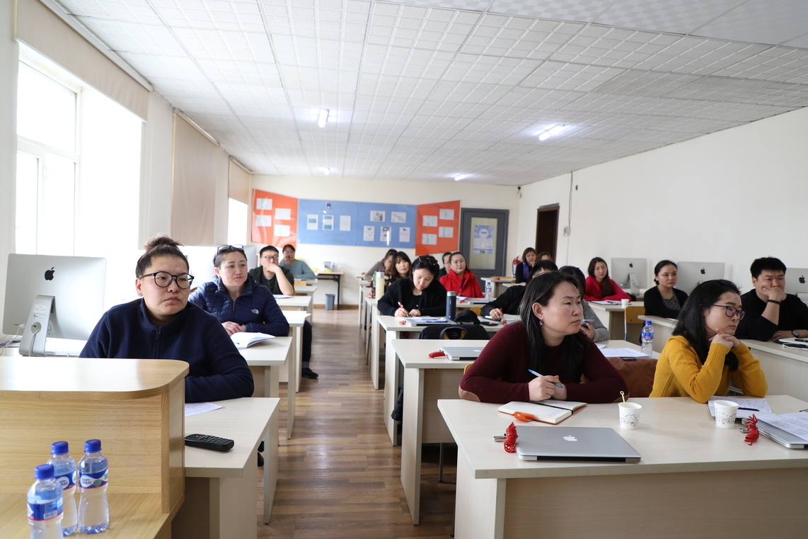 Шуудангийн үйлчилгээ эрхлэгчдийн мэргэшүүлэх сургалт эхэллээ