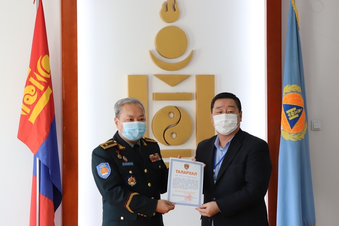 Харилцаа холбооны зохицуулах хороо хандивын аянд нэгдлээ